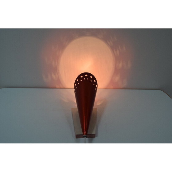 Image 1 of Vintage wandlamp van metaal en hout, Tsjecho-Slowakije 1960