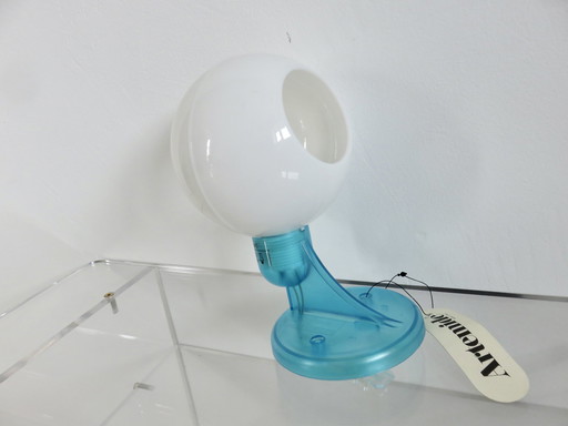 Nieuwe wandlamp Artemide "Libera", ontwerp De Michele De Lucchi, 2013