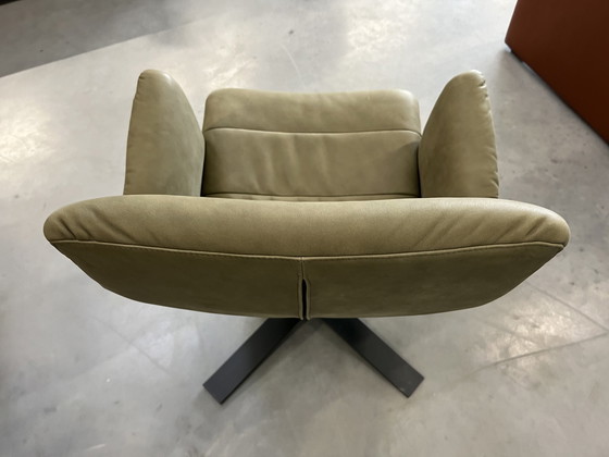 Image 1 of Label Woodstock draai fauteuil groen leer