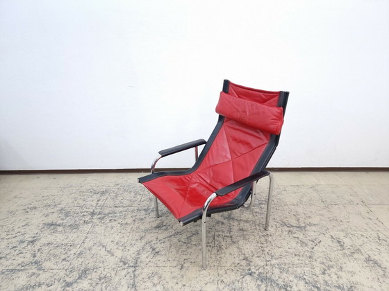 Image 1 of Strässle echt leren fauteuil Hans Eichenberger design fauteuil schommelstoel rood-zwart