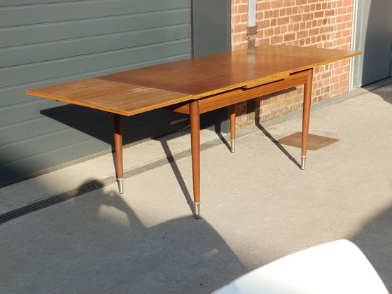 Image 1 of Vintage zeventiger jaren teakhouten tafel