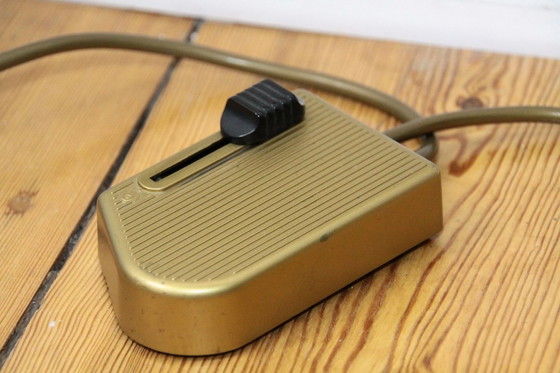 Image 1 of Bureaulamp tafellamp messing dimmer 70s vintage