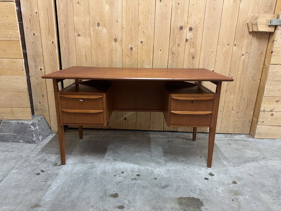 Image 1 of Teakhouten bureau van Gunnar Nielsen voor Tibergaard, 1960