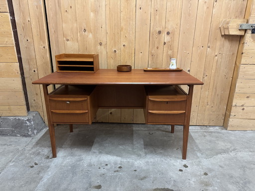 Teakhouten bureau van Gunnar Nielsen voor Tibergaard, 1960