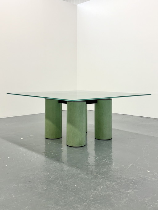 Eettafel Serenissimo Van Massimo Vignelli Voor Acerbis