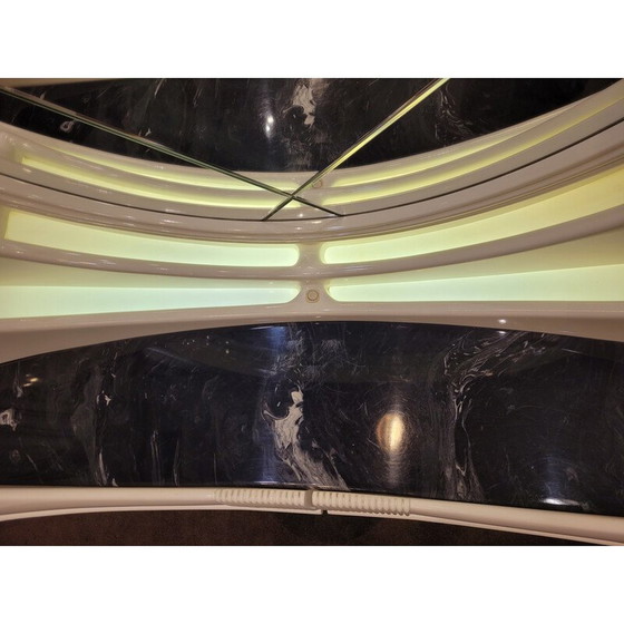 Image 1 of Vintage Space Age kaptafel in wit gelakt hout voor Dbm, Italië 1970