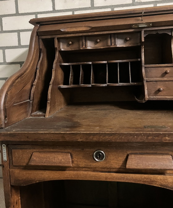 Image 1 of Antiek Eikenhouten Secretaire (Bureau) Met Rolluik