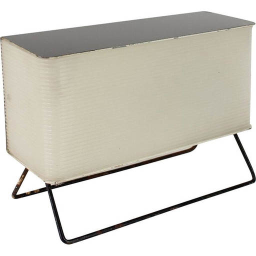 Vintage gelakt metalen tafellamp van Pokrok Žilina, Tsjecho-Slowakije 1960