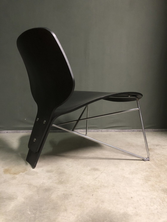 Image 1 of Gebogen triplex en metalen loungestoelen