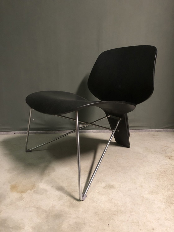 Image 1 of Gebogen triplex en metalen loungestoelen