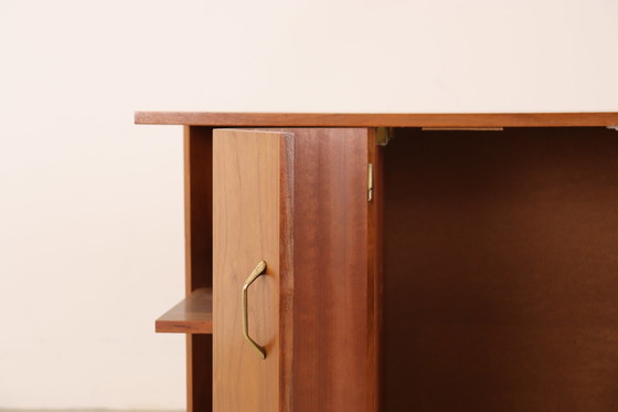 Image 1 of Mid Century vintage dressoir