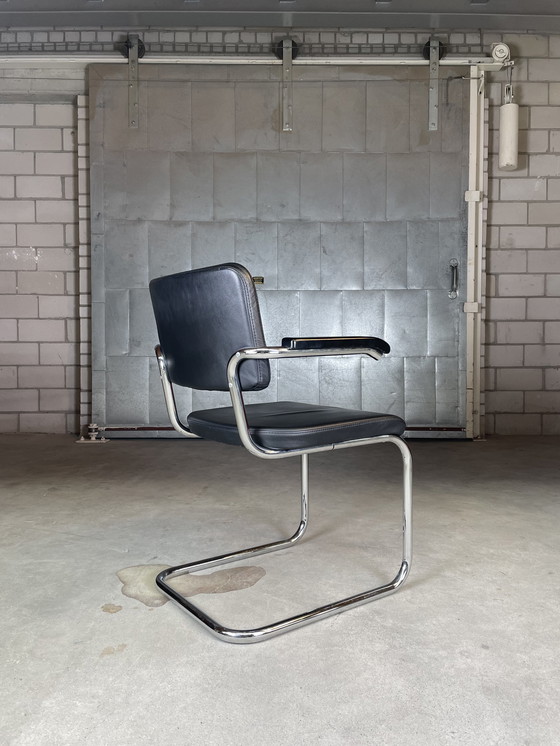 Image 1 of 4x Thonet S64 PV chair