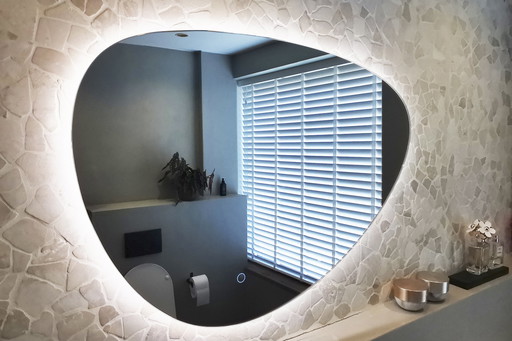 Badkamerspiegel Uovo 60cm Geintegreerde LED Verlichting clone clone