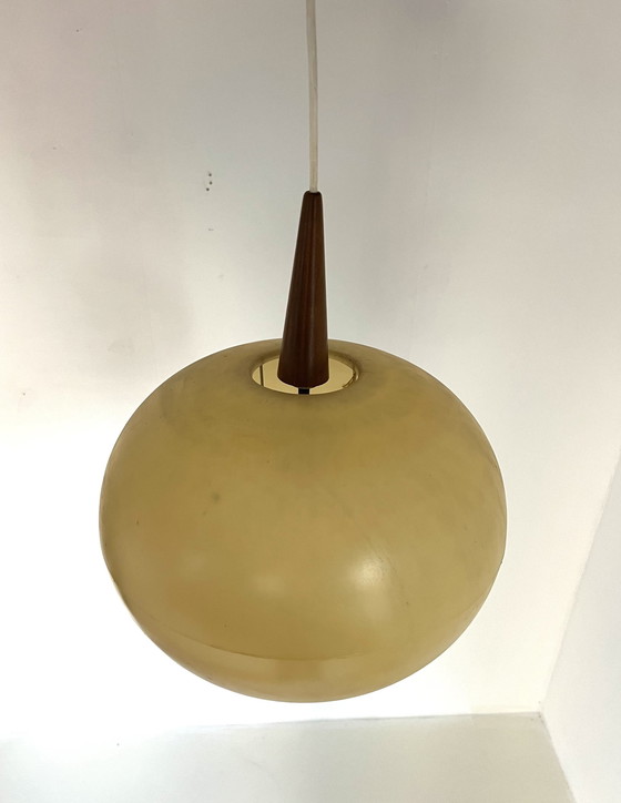 Image 1 of Hanglamp Kunststof & Teak ‘60