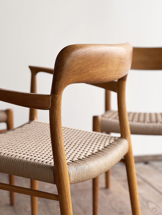 Image 1 of Mid Century Deense Model 56 en 75 stoelen in eikenhout van Niels O. Møller voor JL Møllers Meubelfabriek, jaren 1950, set van 6