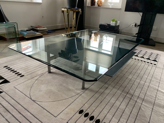 Image 1 of B&B Italia 'Diesis' Salontafel met twee niveaus van glas en leer door Antonio Citterio