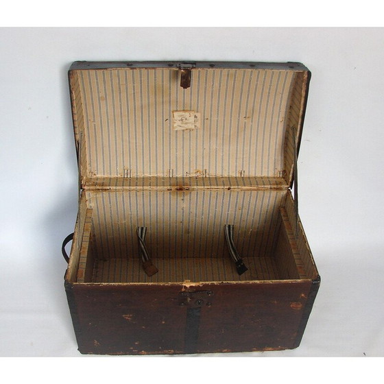 Image 1 of Vintage houten en metalen kist, 1900