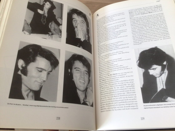 Image 1 of Boek Elvis A. Presley