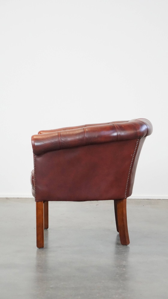 Image 1 of Rundleren Engelse Chesterfield Clubfauteuil, Rode Kleur