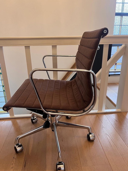 Vitra Orginal James Alu Chair