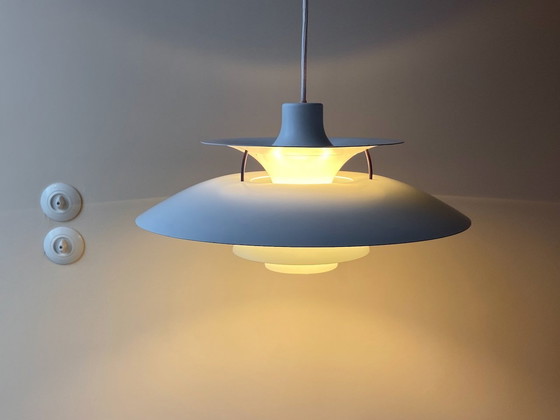 Image 1 of Vintage Louis Poulsen Ph5 uit de jaren 1970 Ontwerp Poul Henningsen