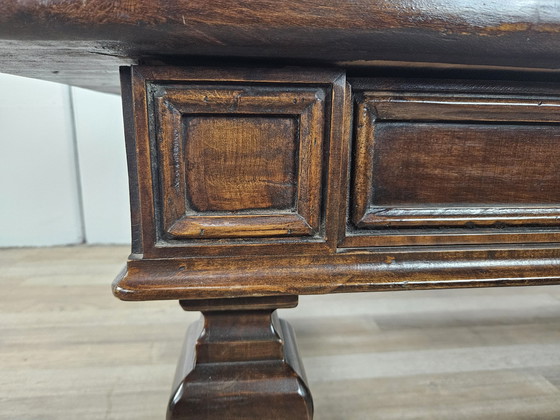 Image 1 of Amerikaanse walnoten salontafel met laden