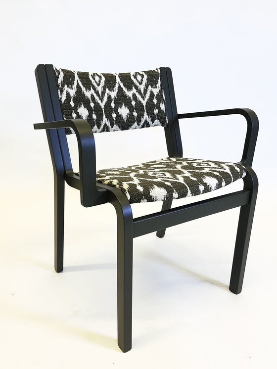 Image 1 of Magnus Olesen Eetkamerstoelen