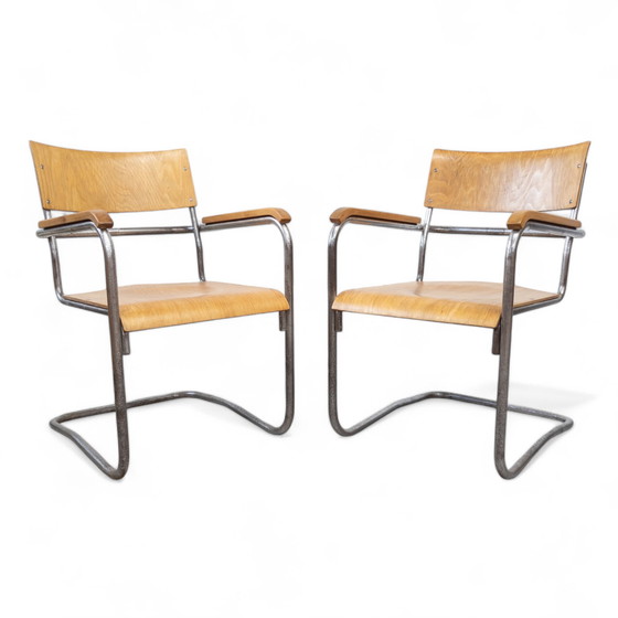 Image 1 of Marcel Breuer's B 34 fauteuils variatie van Samal & Co.