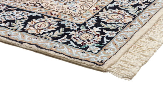 Image 1 of Elegant Perzisch Tapijt Handgeknoopt Nain 9 Lah- Afmeting. 248 X 146 cm -Nr.401593-01