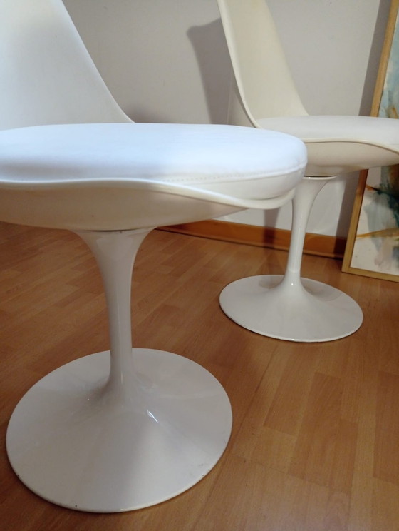 Image 1 of 4x Alivar Tulip Stoelen 769/S van Eero Saarinen