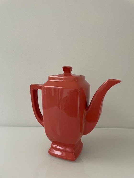 Image 1 of Vintage Koffiepot Klassiek Design Koraalrood Geglazuurd Keramiek