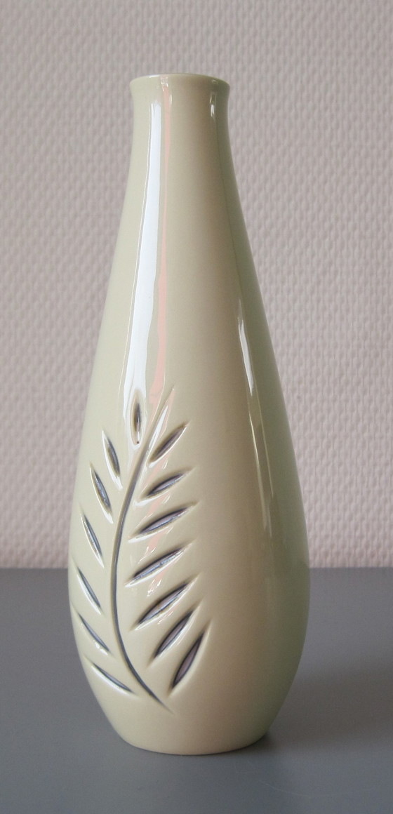 Image 1 of Vintage vaasje porselein