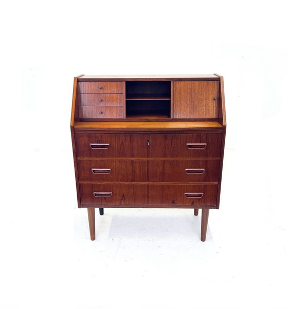 Image 1 of Deense secretaire