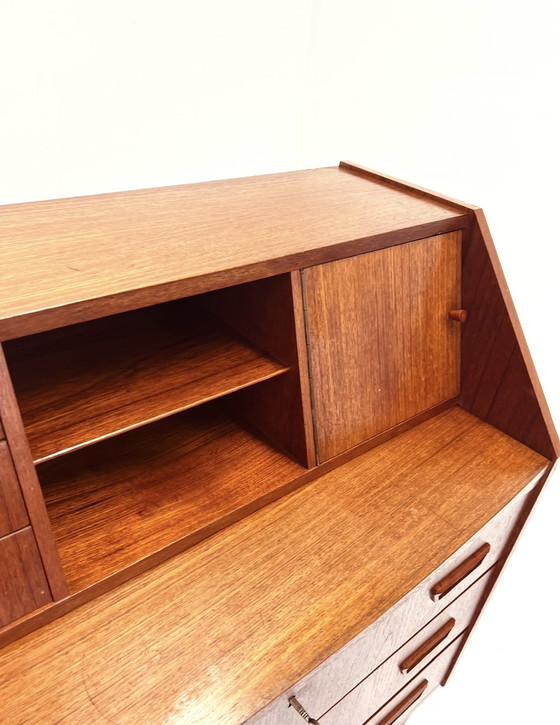 Image 1 of Deense secretaire