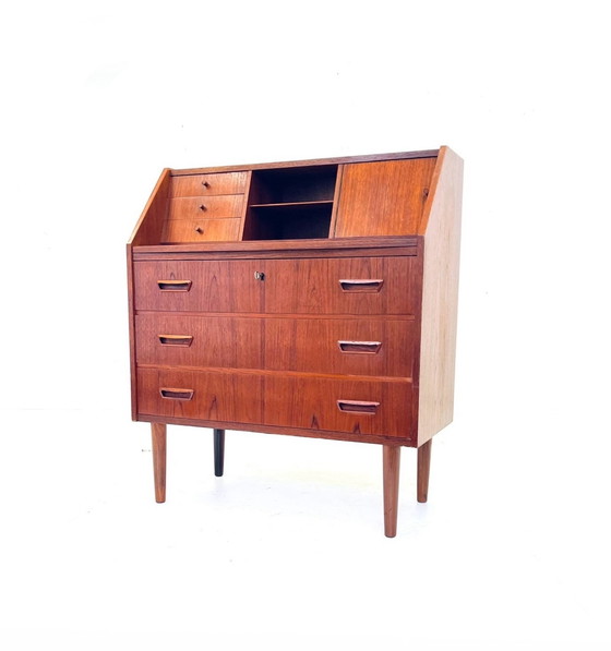 Image 1 of Deense secretaire