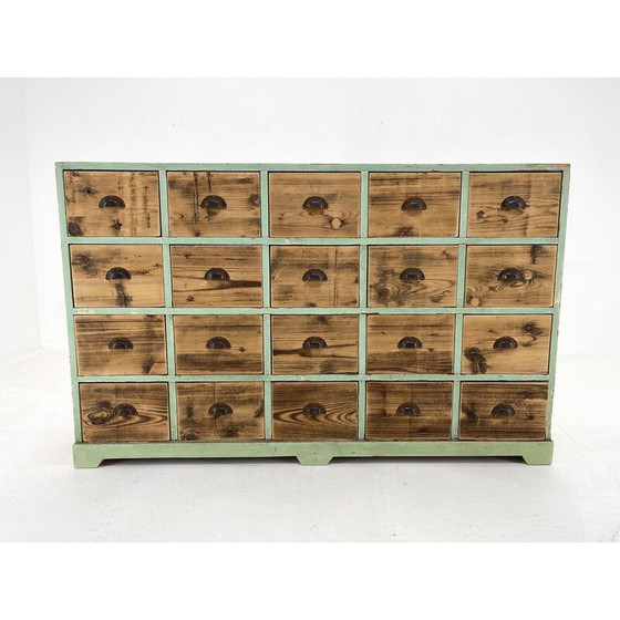 Image 1 of Vintage houten kast met metalen handvaten, 1930