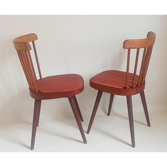 Image 1 of Paar vintage model 740 stoelen in beuken en rood kunstleer voor Baumann, 1950