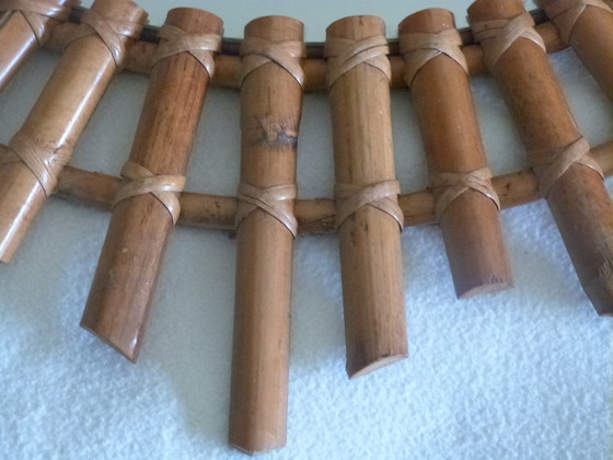 Image 1 of VIntage ovale wandspiegel bamboe rotan rieten