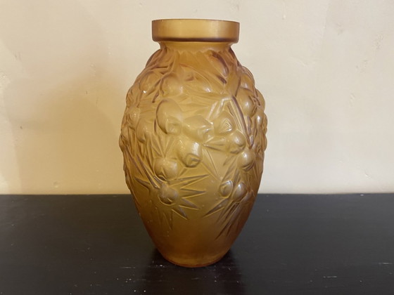 Image 1 of Vaas Art Deco 1930 Amber Kleur Frans