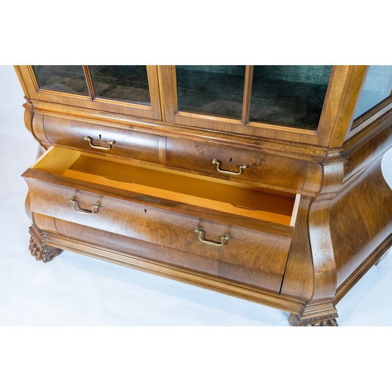 Image 1 of Vintage rococo glazen kast in handgepolijst notenhout door C. B. Hansen uit Kopenhagen, 1910