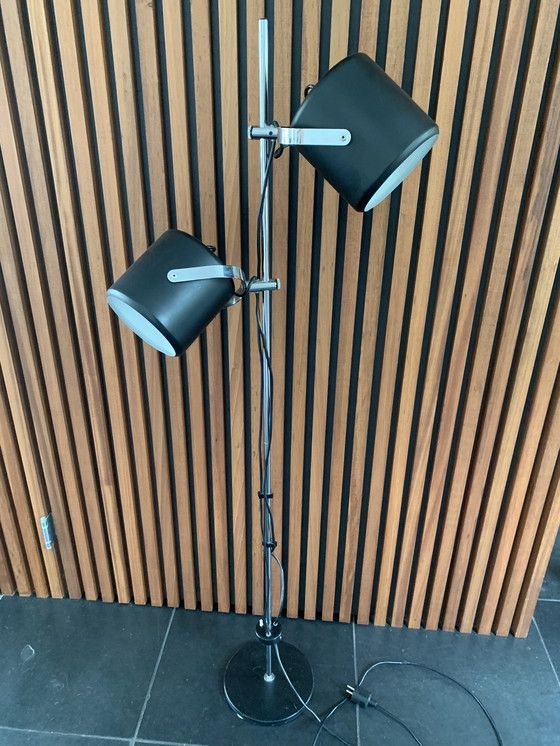 Image 1 of Anvia vloerlamp-zwart