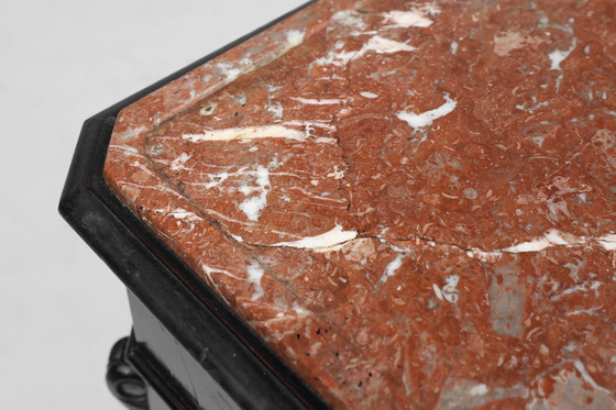 Image 1 of Zeldzame Antieke Franse ladekast van hout, wortelnotenfineer en marmer, ca. 1850