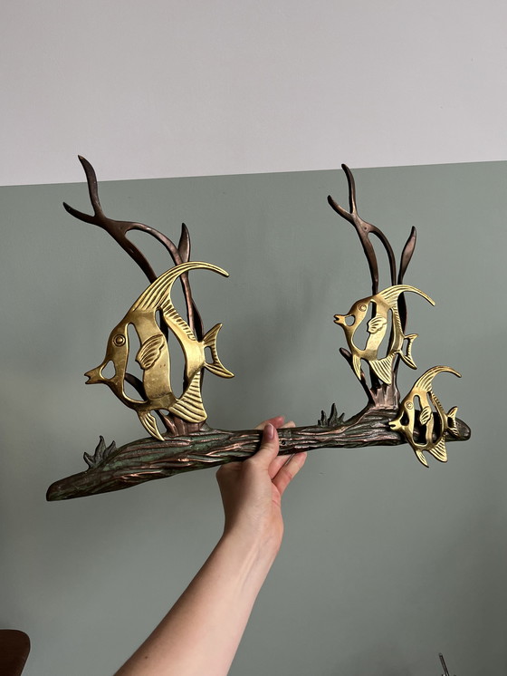 Image 1 of Mid-century wanddecoratie van vissen messing brons