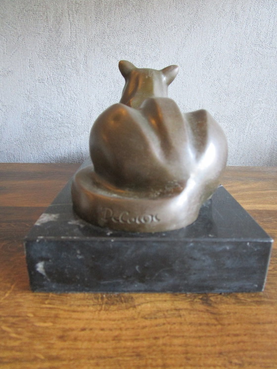 Image 1 of Bronzen Rustende Leeuwin,Artdeco