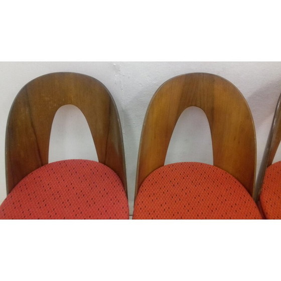 Image 1 of Set van 4 eetkamerstoelen van Antonín Šuman, 1960