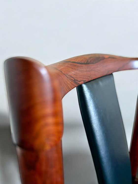 Image 1 of Iconische Stoelen Van Henning Sørensen 4 Stuks