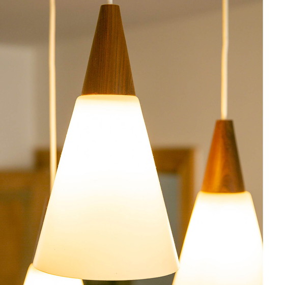 Image 1 of Scandinavische teak opaline 1960 Louis Kalf boemerang hanglamp