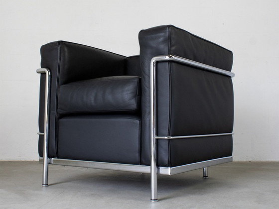 Image 1 of Cassina Lc2 Fauteuil Design Lecorbusier