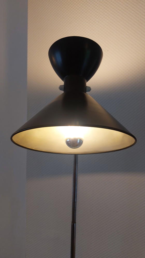 Image 1 of Vintage Diabolo vloerlamp