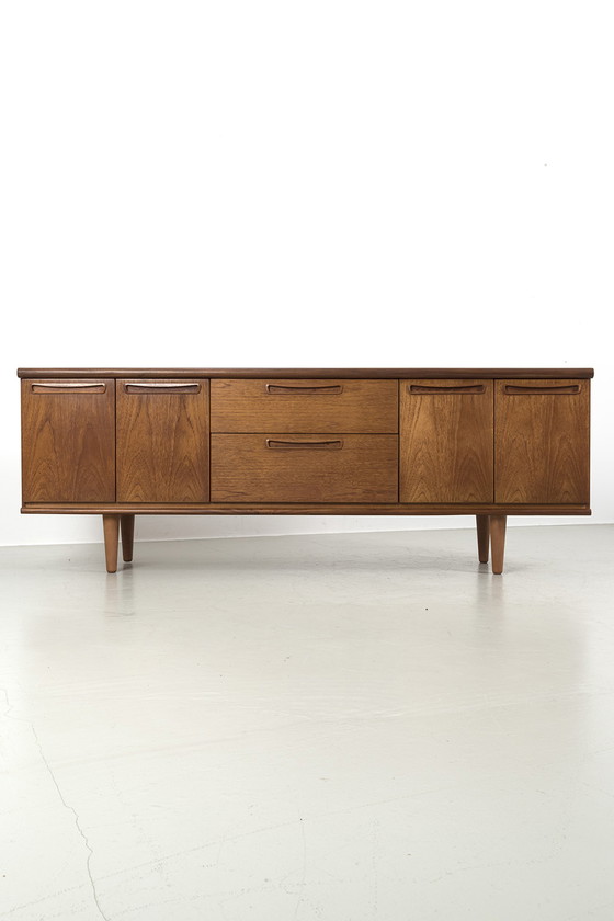 Image 1 of Vintage Meredew dressoir